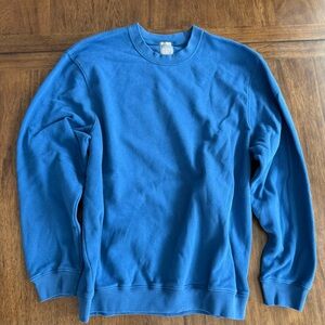 GAP Men's Vibrant Blue Crewneck Sweater